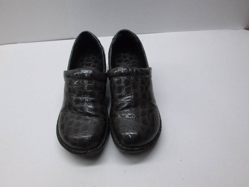 Womans b.o.c Shoes size 8.5