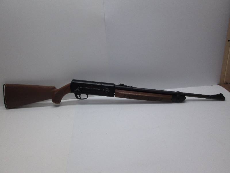 Crosman Pellet Rifle Model 2200