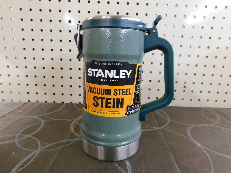 Stanley Classic Vacuum Stein