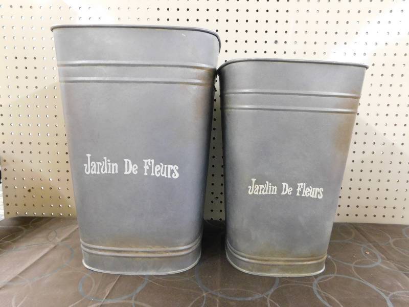 lot 196 image: JARDIN GALVANIZED TIN STORAGE CONTAINERS