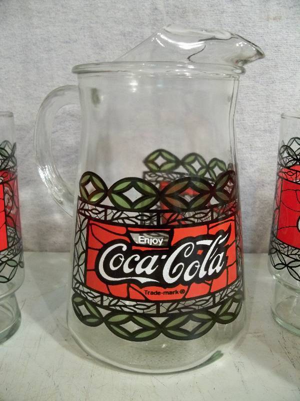 lot 50 image: Coca-Cola Glasses