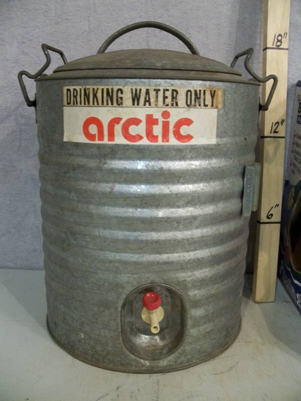lot 65 image: Coolers