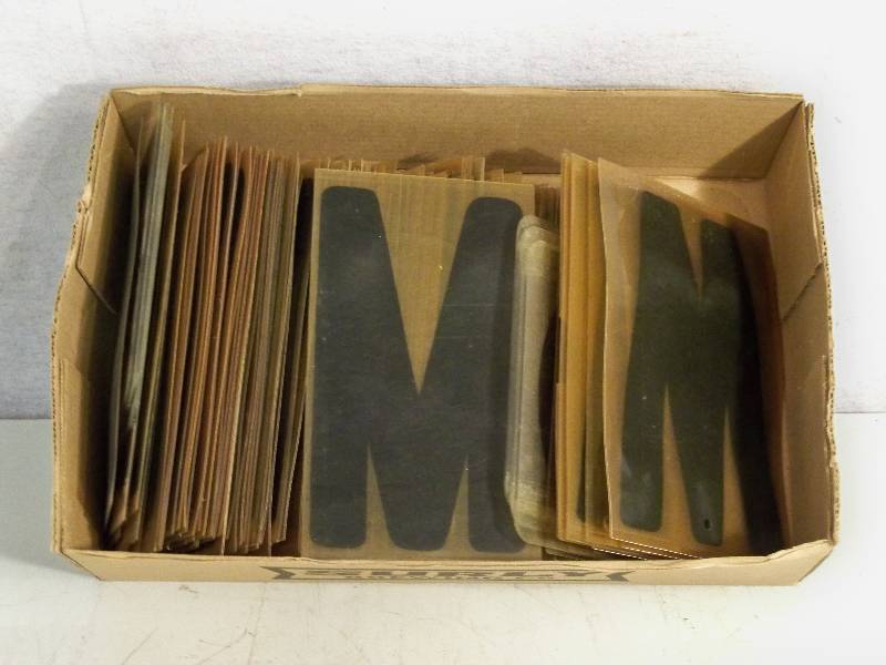 lot 75 image: Display Lettering