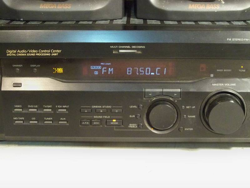 lot 81 image: Sony Receiver