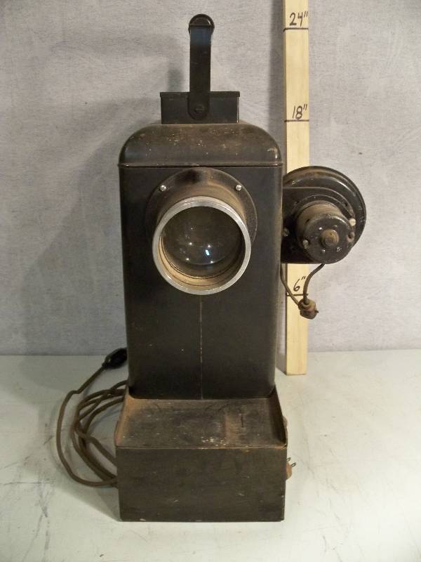 lot 78 image: Old Projector