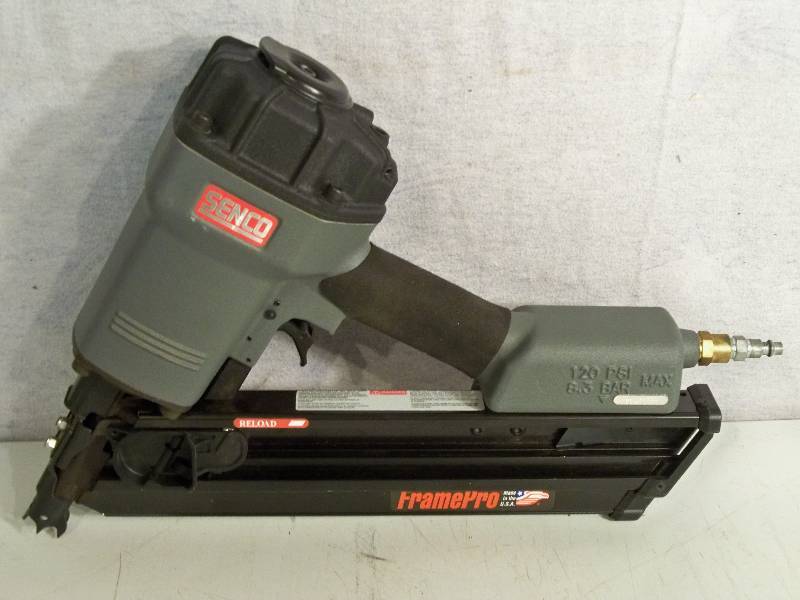 lot 87 image: Senco Framing Nailer