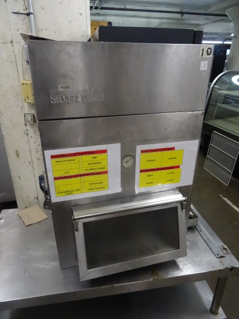 lot 1 image: Silver King Lettuce Crisper