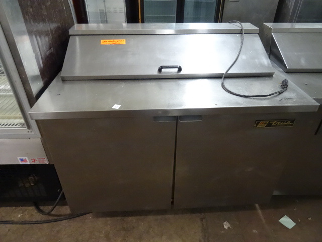 lot 50 image: True Refrigerated Prep Station