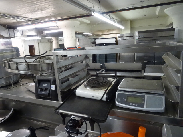 lot 88 image: Waring Commercial Blender,