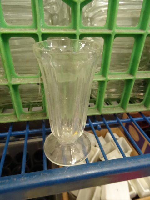 lot 165 image: Mini Sundae Glasses