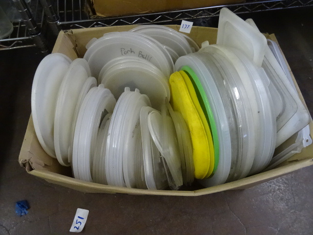lot 177 image: Misc Plastic Lids For Containers