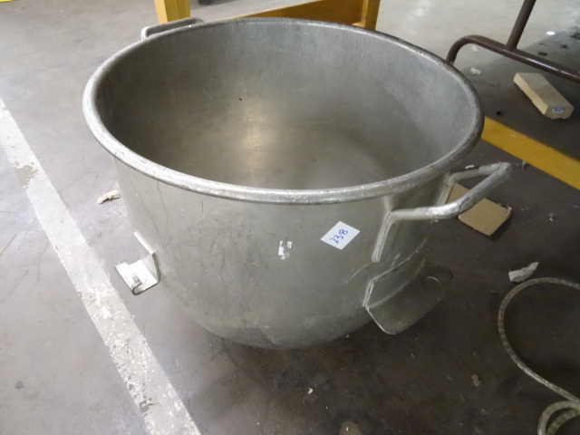 lot 238 image: 60 qt stand mixer bowl