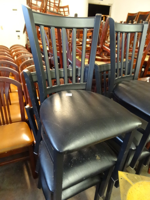 lot 255 image: 6 metal framed padded chairs