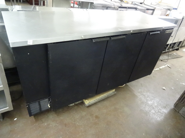 lot 267 image: Beverage air under counter 3 door cooler.