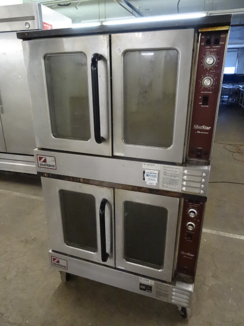 lot 276 image: South Bend Double convection oven. On wheels. Natural gas. SLGS-22SC