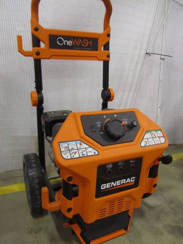 lot 13 image: Generac 3,100 psi 2.8-GPM OneWash Variable Speed Gas Pressure Washer Generac 3,100 psi 2.8-GPM OHV Engine Triplex Pump Gas Powered Pressure Washer