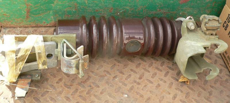 Vintage Westinghouse LBU 7.8 KV 200...