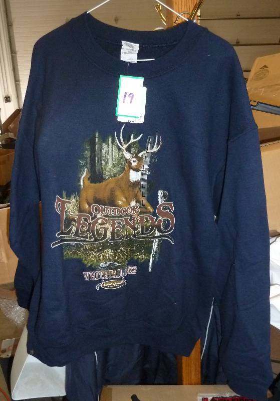 New Large sweatshirt with deer on f...