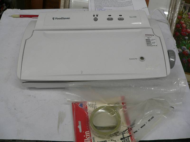 Display model vacuum sealer Foodsav...