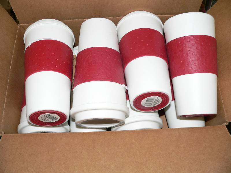 Lot of 8 drink mugs ...
