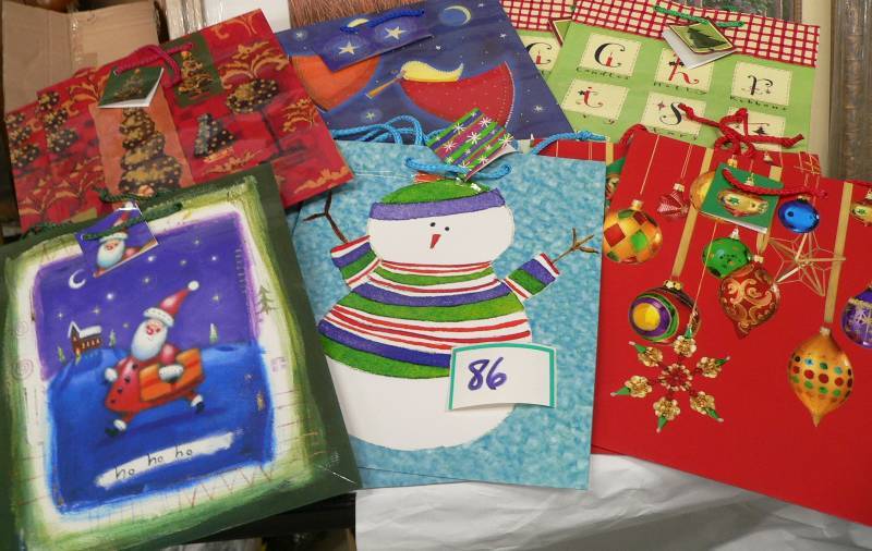 set of 12 new christmas bags 12x10x...