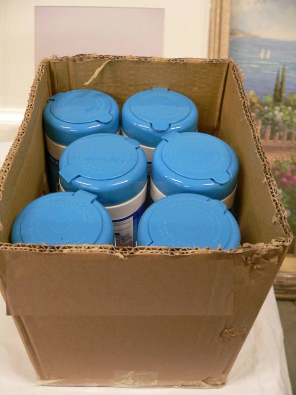 6 containers of lysol wipes...