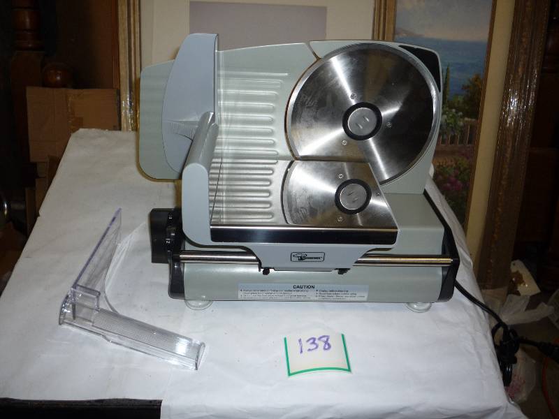 Like new meat slicer, tested and wo...