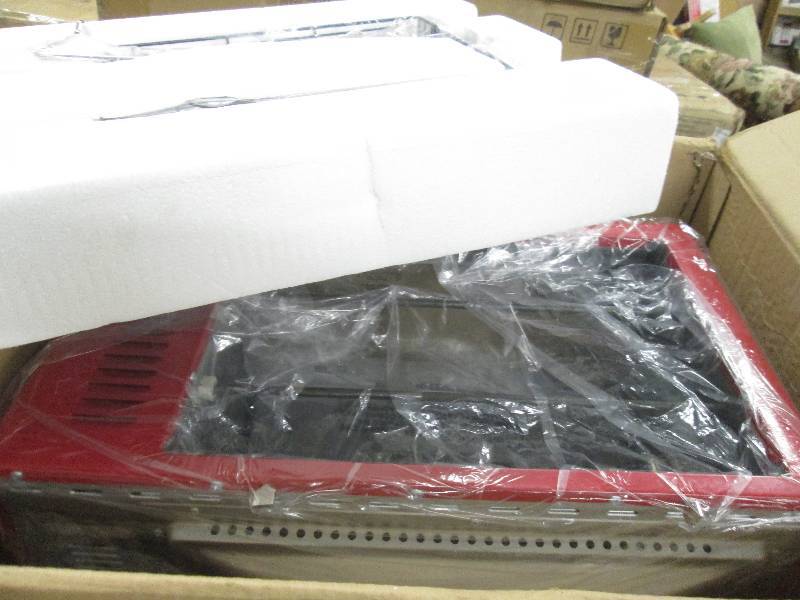 lot 119 image: 10-In-1 Everything Oven by Ginnys ...