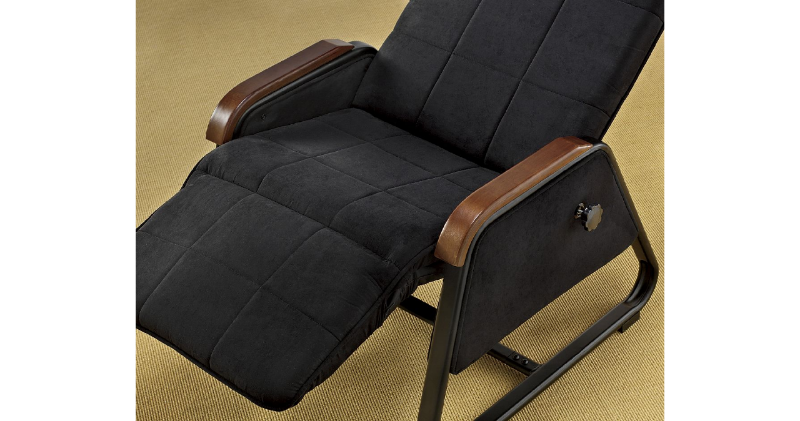 lot 39 image: Zero Gravity Chair open box, untest...