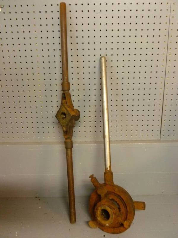 lot 31 image: Vintage Tools