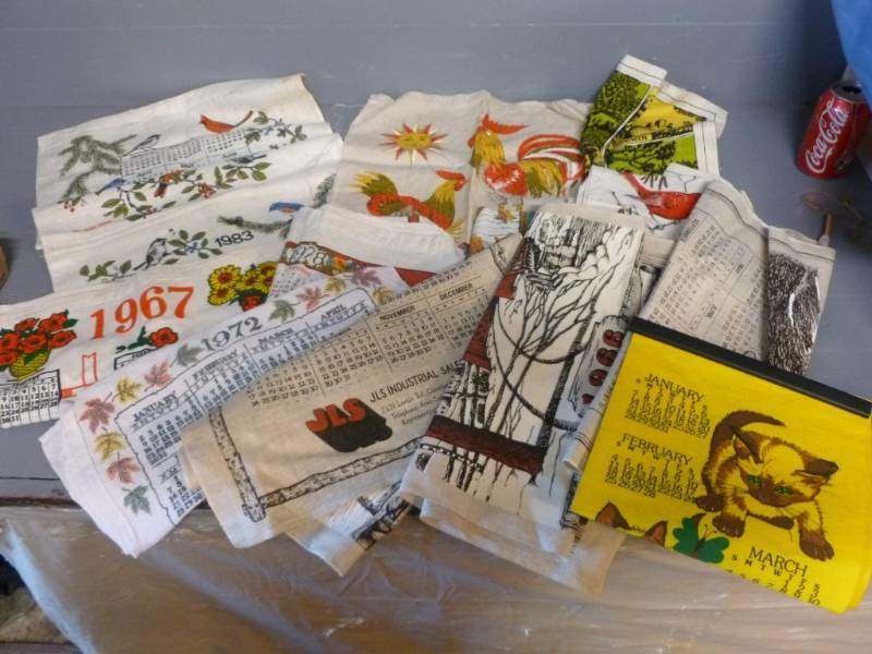 lot 43 image: Vintage Calendar Tapestrys