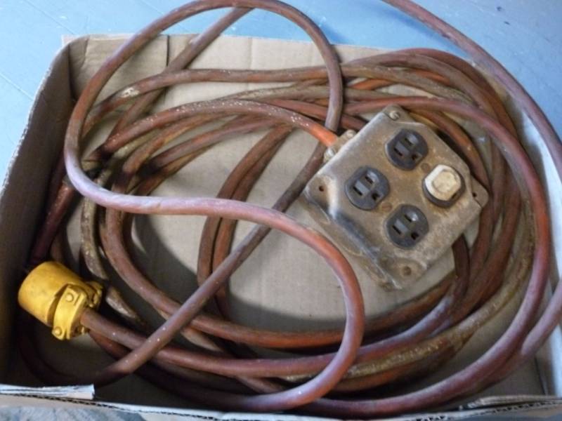 lot 90 image: Extension Cord