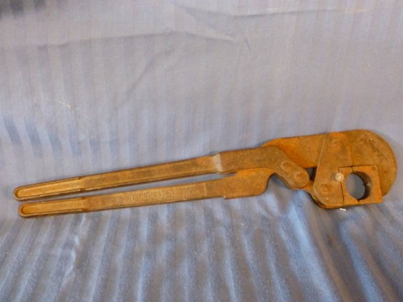 lot 96 image: Vintage Tool