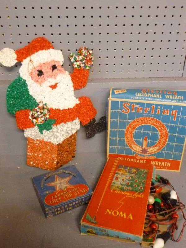 lot 105 image: Vintage Christmas