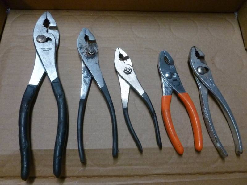 lot 194 image: Tools