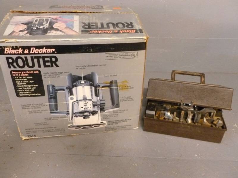 lot 213 image: Router