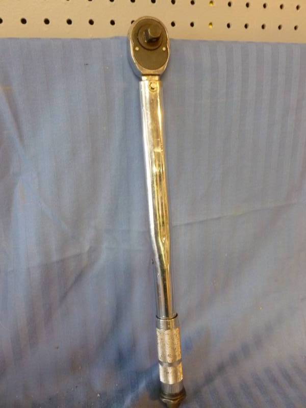 lot 229 image: Torque Wrench