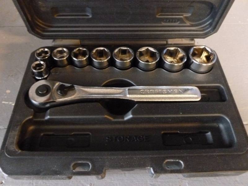 lot 232 image: Tool Set