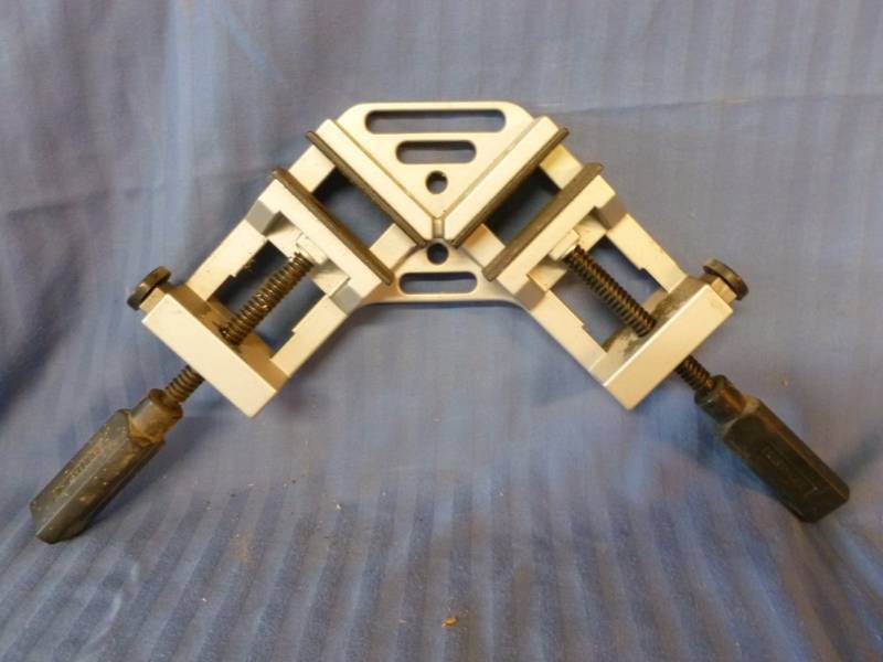 lot 239 image: Corner Clamp