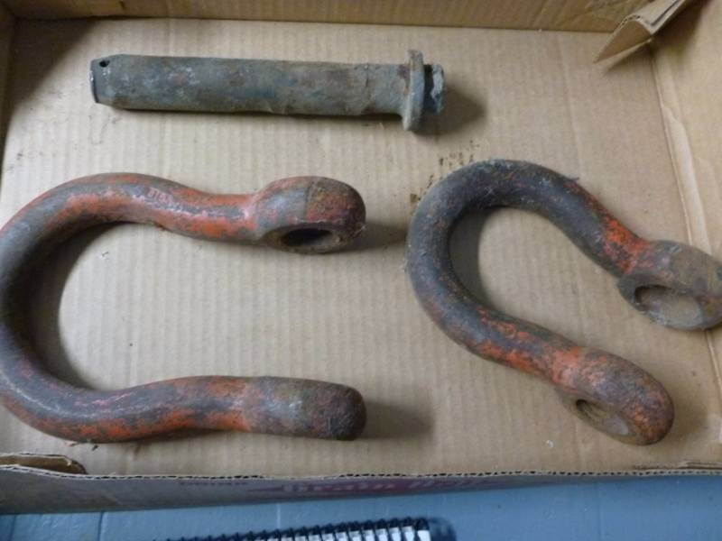 lot 258 image: Clevis