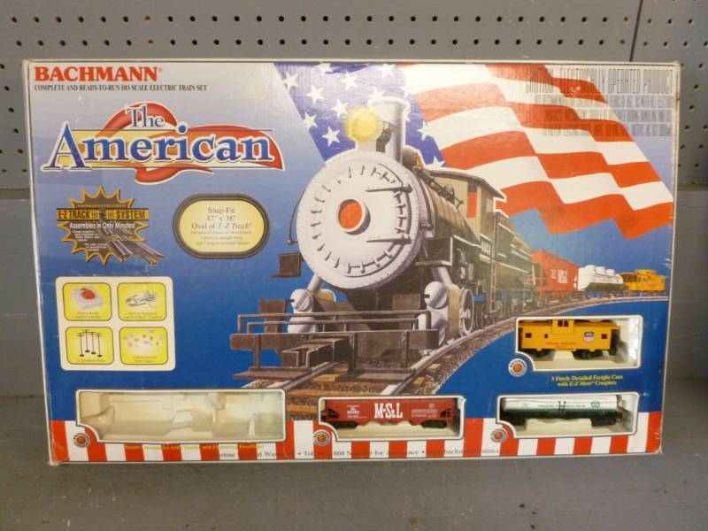 lot 276 image: Train Set