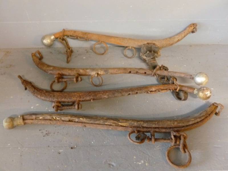 lot 277 image: Vintage Horse Equipment