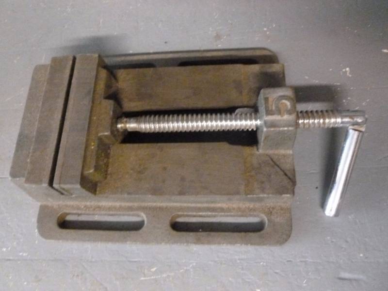 lot 278 image: Vise