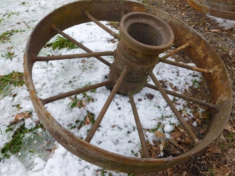 lot 287 image: Vintage Steel Wheel