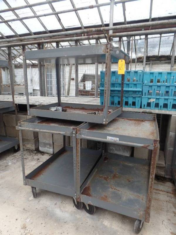 lot 945 image: METAL UTILITY CARTS