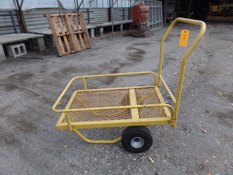 lot 957 image: OPEN MESH CART