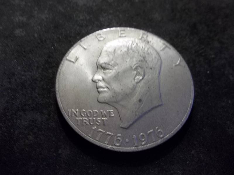 1976 Bicentennial Ike Dollar Unc