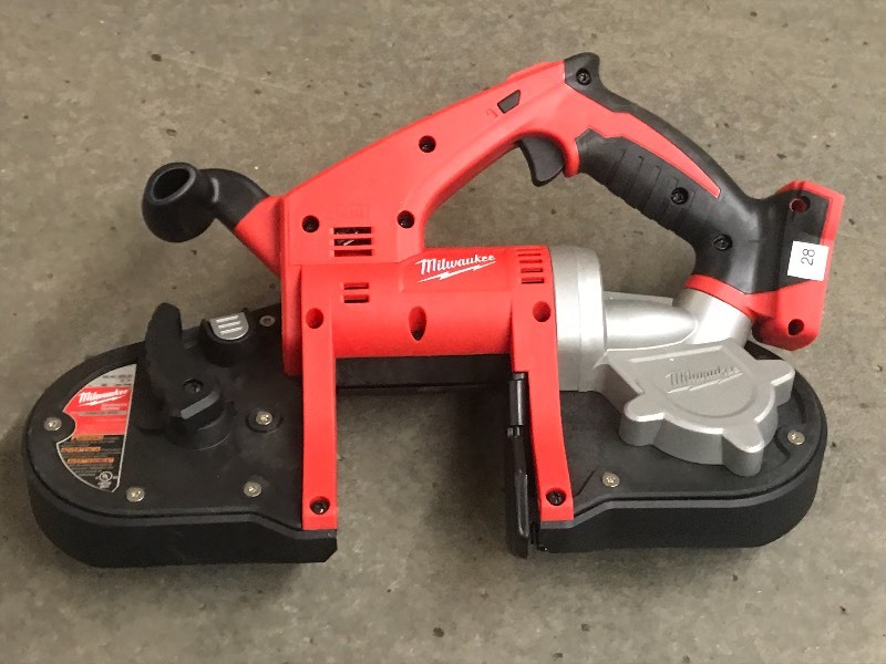 lot 28 image: Milwaukee M18 Cordless Lithium-Ion ...