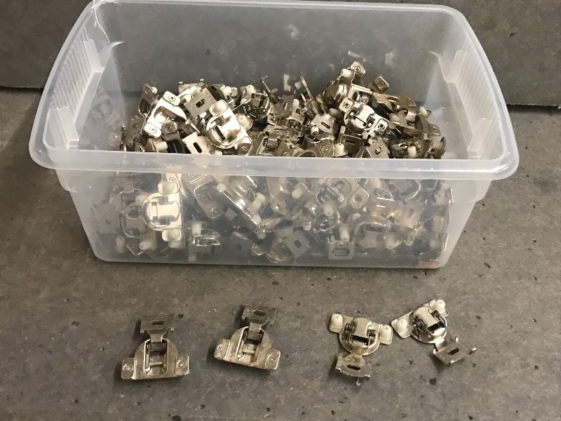 lot 60 image: Blum Hinges (Large Quantity) ...