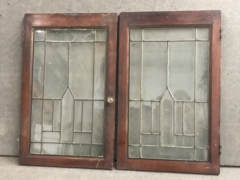 lot 78 image: (2) 17x27 Leaded Glass Cabinet Do...